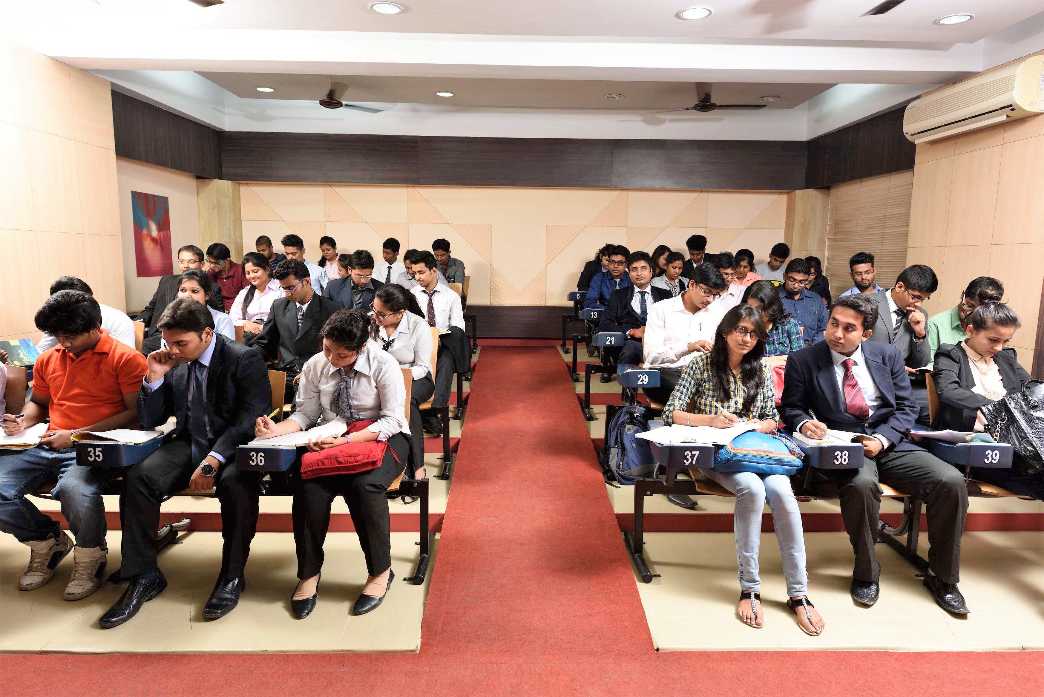 Bhawanipur Global Campus (formerly NSHM Knowledge Campus, Kolkata) Business & Management photo 18
